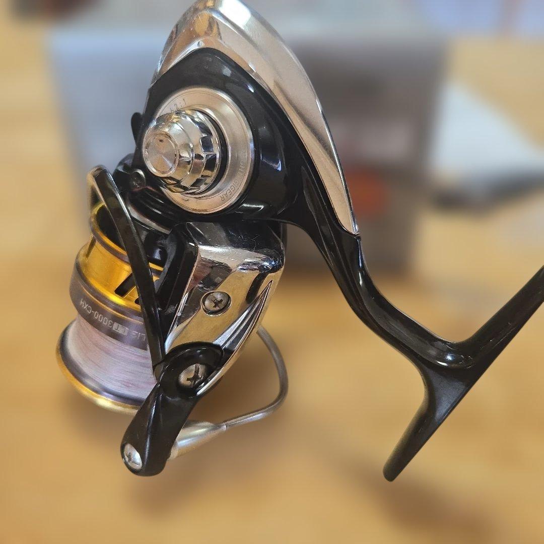 DAIWA LEXA LT3000S-CXHスピニングリール