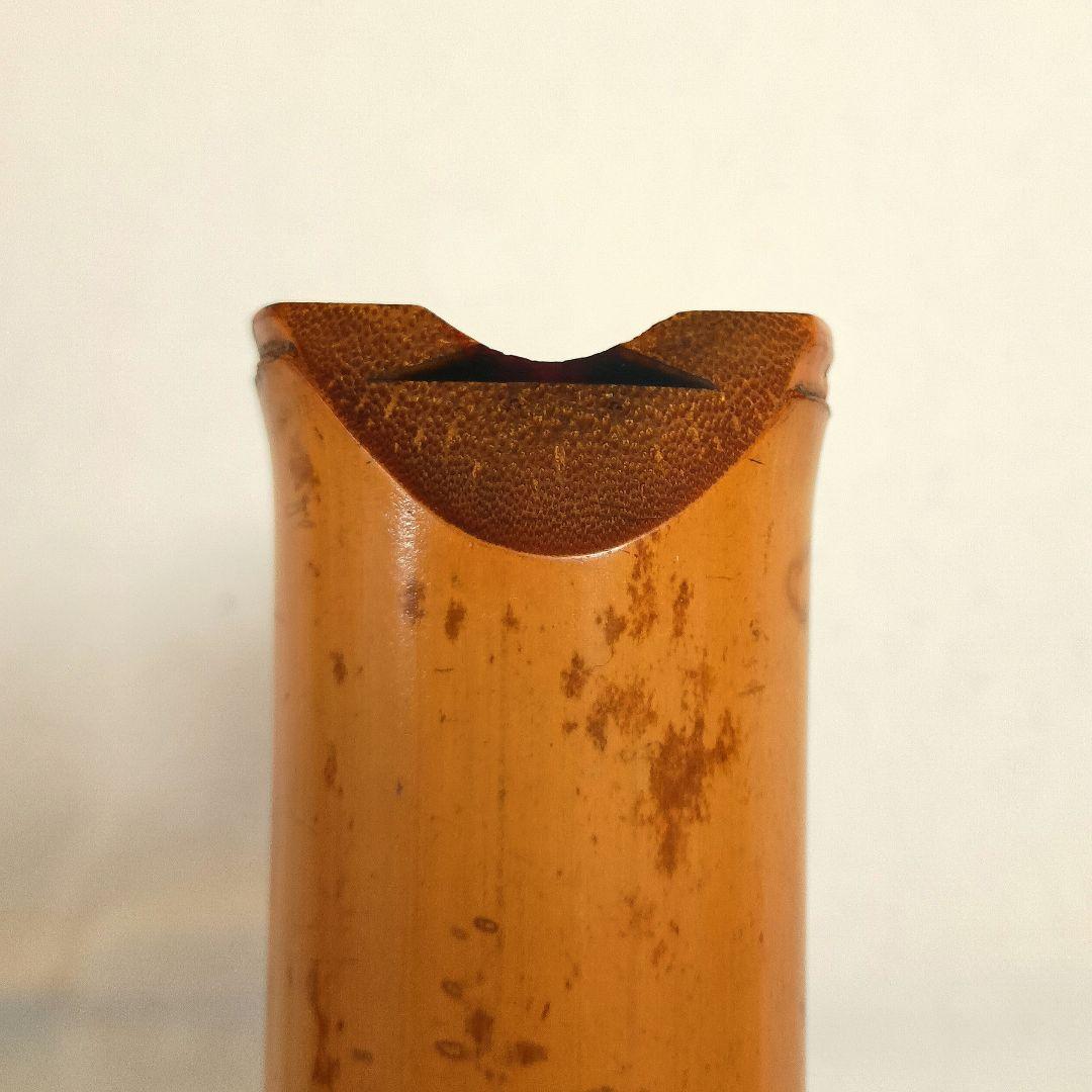 四郎管を思わせる老竹の曲管！爆鳴りの竹が鳴くような独特の音色の尺八！二尺管！