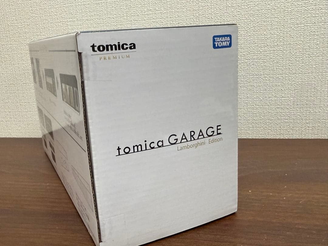 【新品未使用品】トミカGARAGE PREMIUM BLACK Edition
