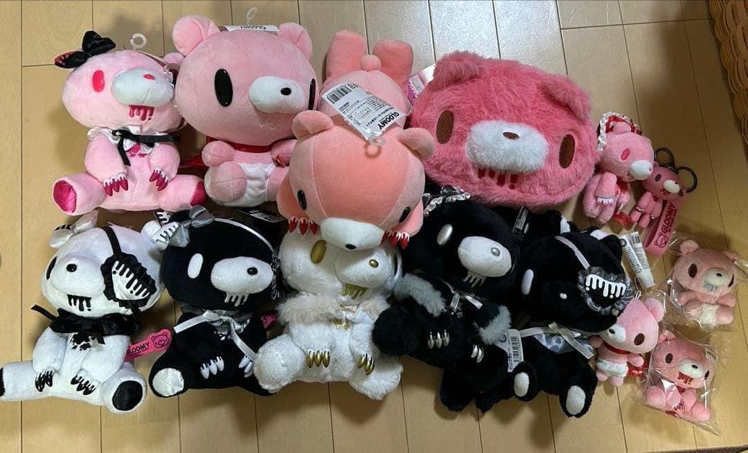 新品未使用 グルーミー 汎用うさぎ ぬいぐるみ ポーチ キーホルダーまとめ売り