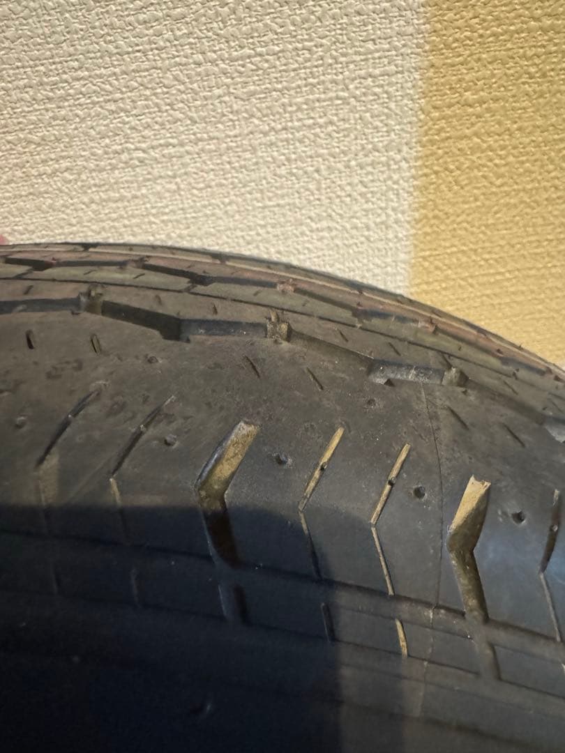 ハイエース　純正　スペアタイヤ