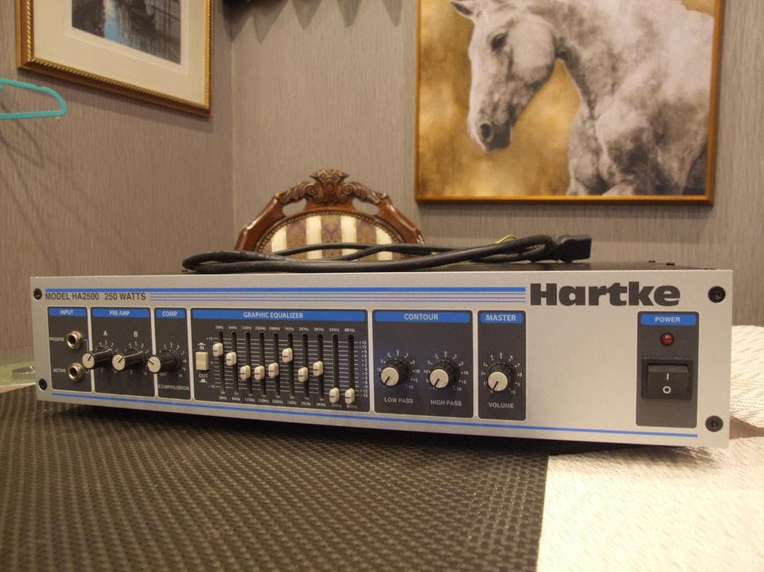 Hartke HA250 250W ベース用アンプ