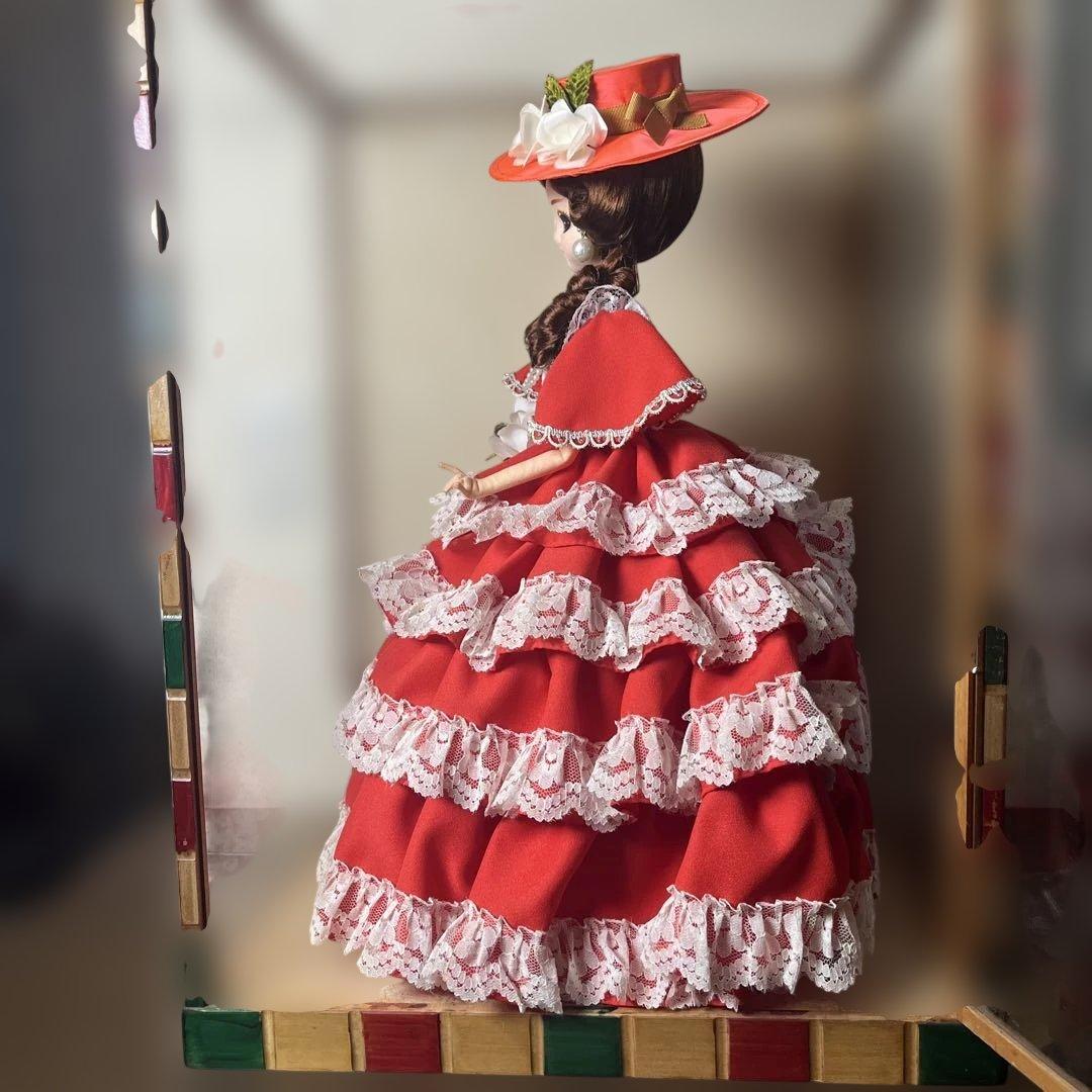 【昭和レトロ】フランス人形 ポーズ人形 赤いドレス ガラスケース入りヴィンテージ