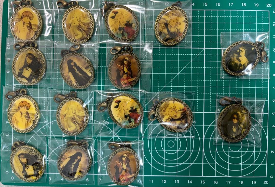 BRAVELY DEFAULT メタルチャームコレクション 全種