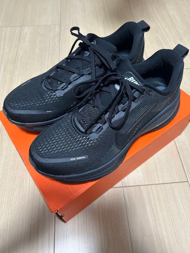 NIKE ボメロ18 28.5cm