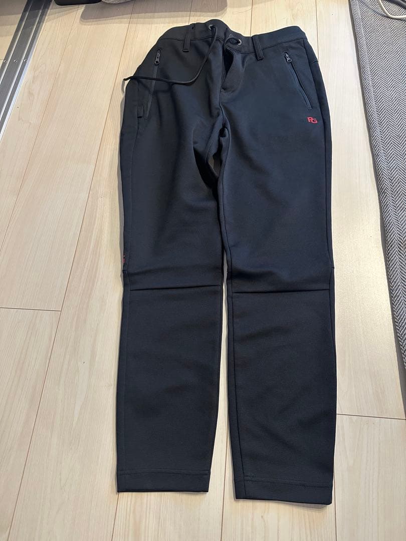 パーリーゲーツ黒のウエスト調整可能なパンツ