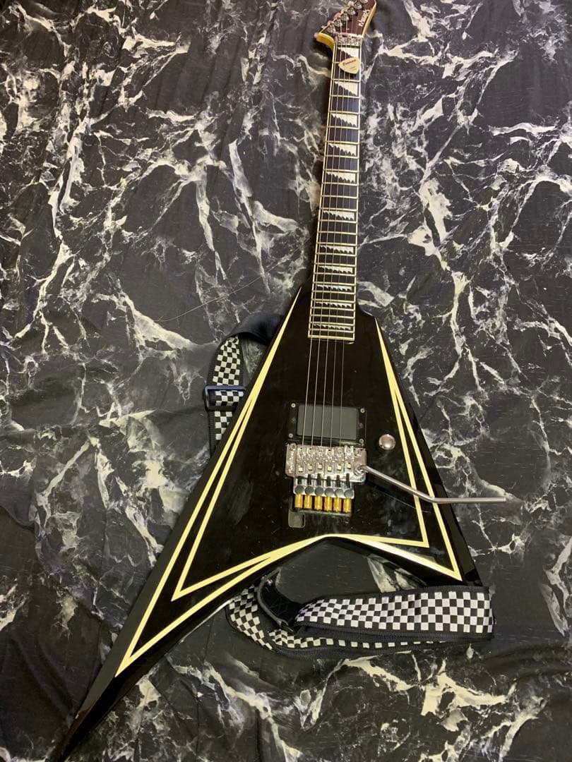 【最終値下げ！】Edwards Alexi V エレキギター