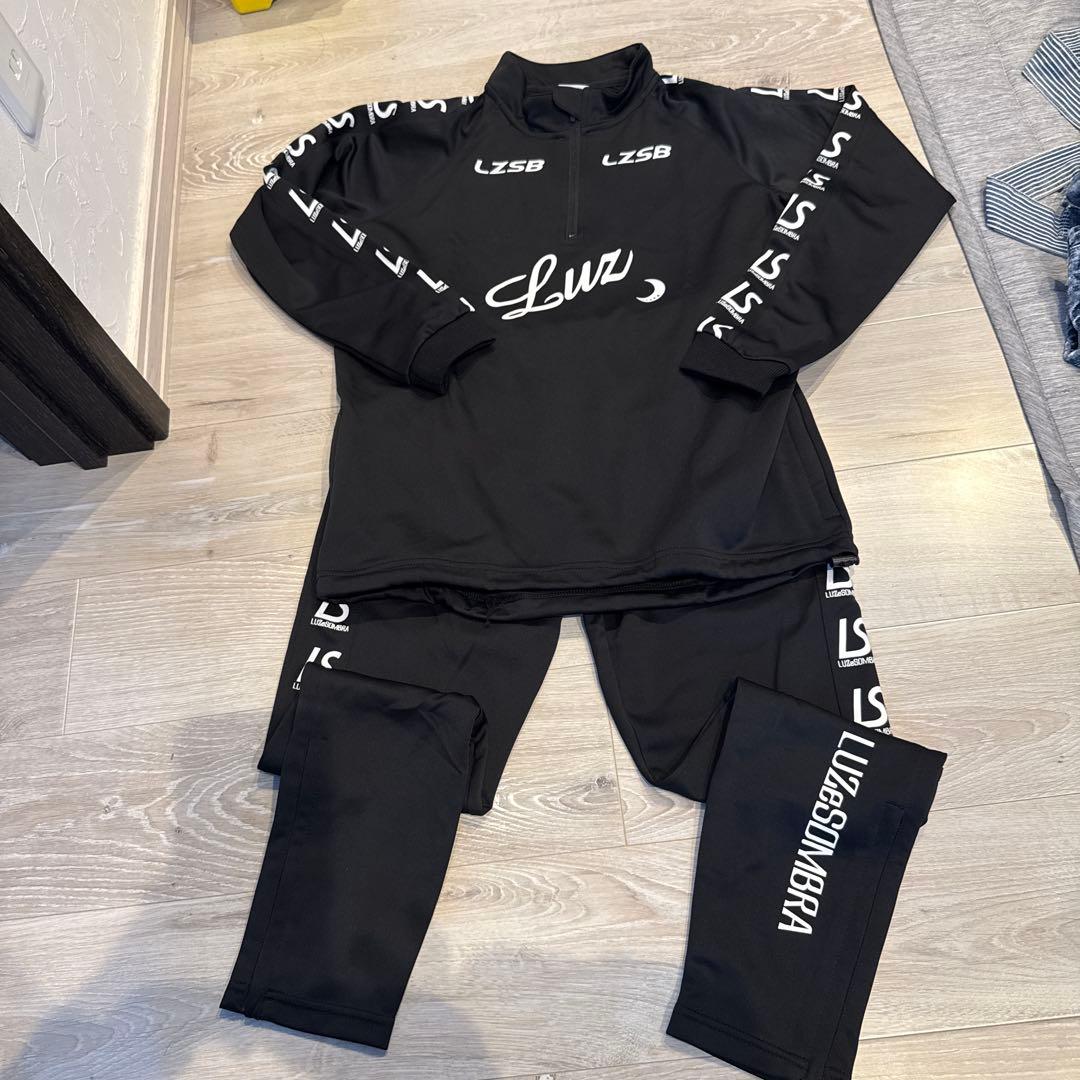Luz ブラック 長袖ジャージ 160サイズ　新品