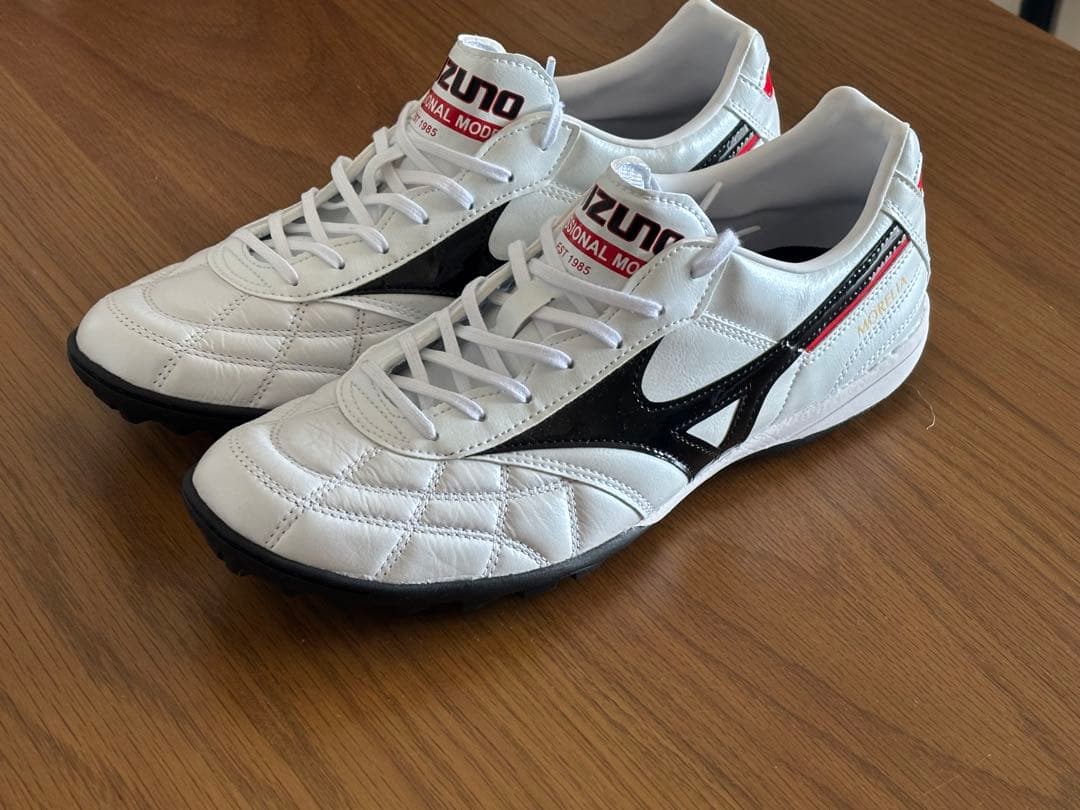 Mizuno Morelia TF 27.5cm ホワイト/ブラック