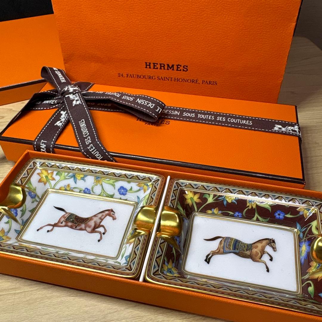 シュヴァル　ドゥ　オリエント　素敵なギフトにいかがでしょうか？