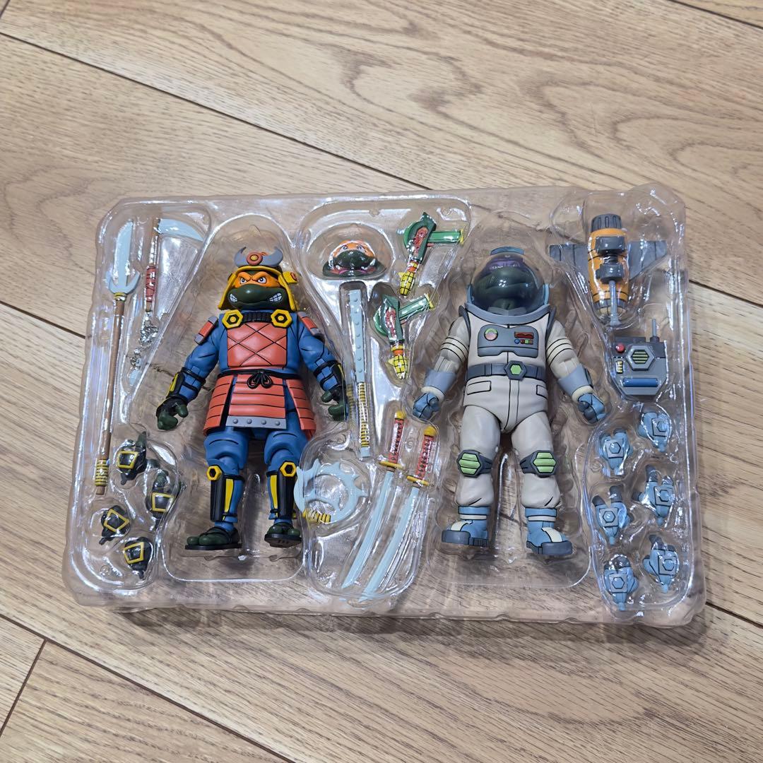 NECA TMNT サムライ＆スペース＆ミヤモトウサギ