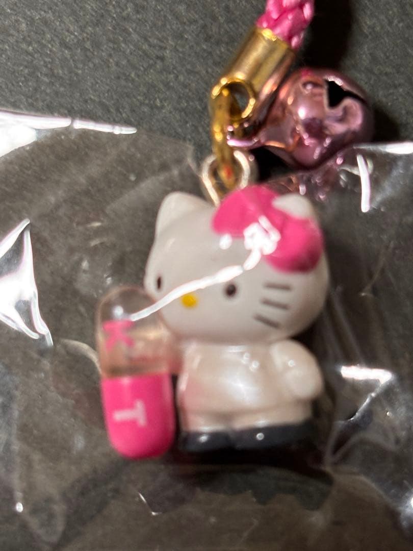激レア❣️未使用未開封❗️ハローキティストラップ ナースメディカルバージョン２種