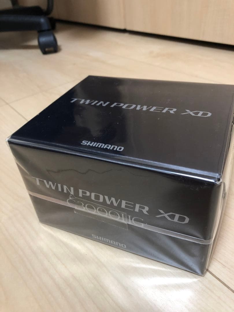 【新品未使用】シマノ25ツインパワーXD C3000HG