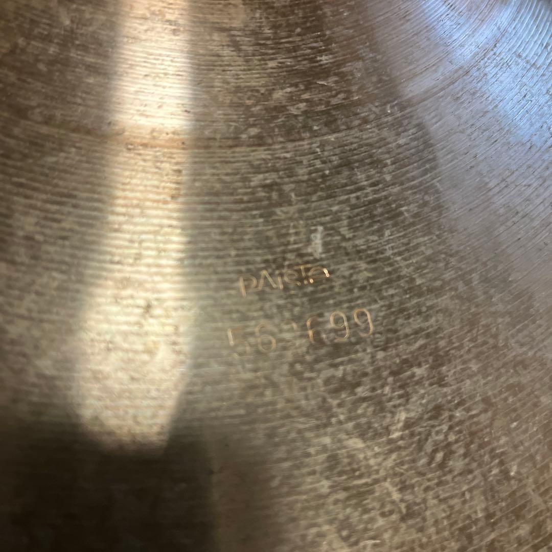 Paiste Giant Beat 24 ケース付き
