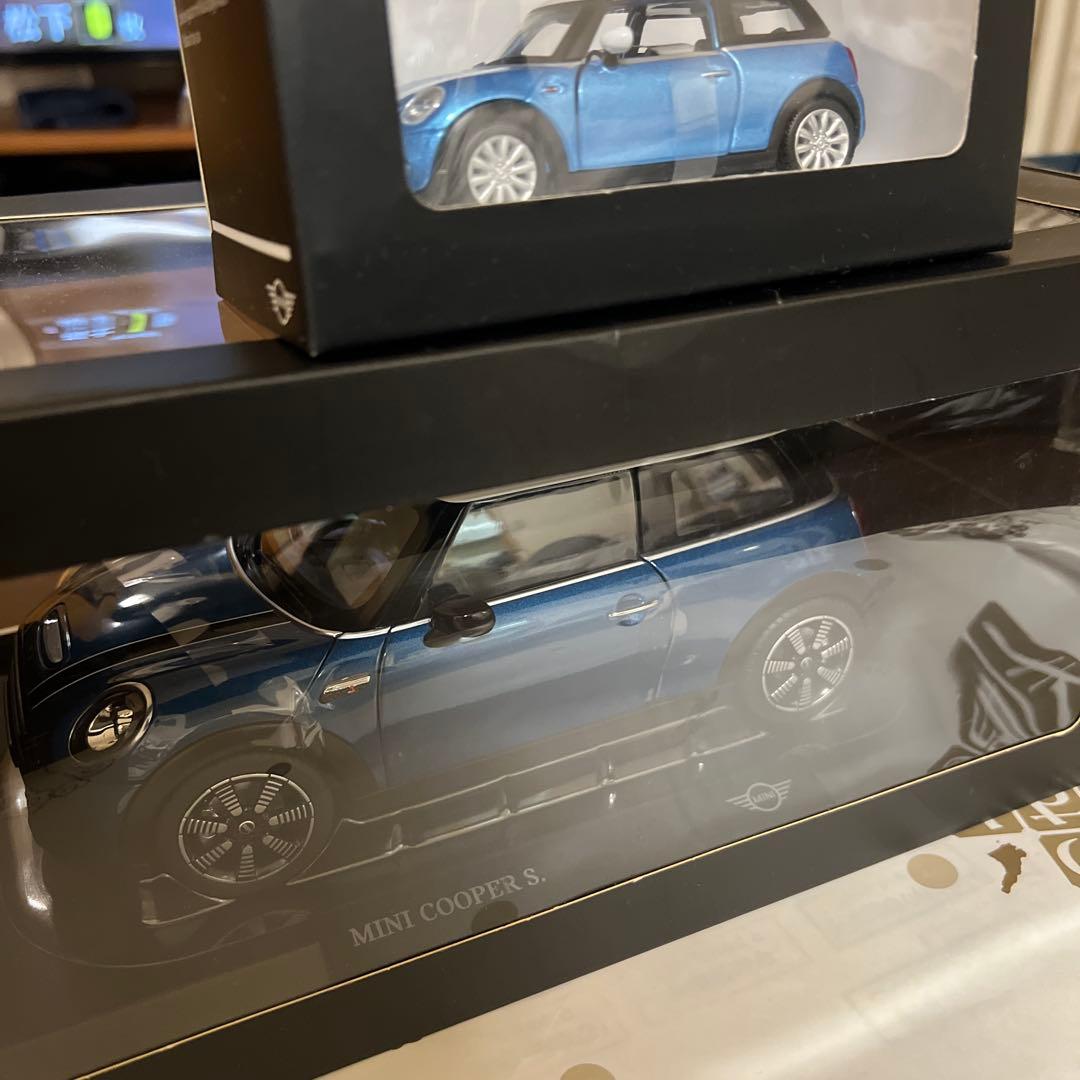 ミニカー　ミニクーパー MINI 3ドア　COOPER S 1/18スケール