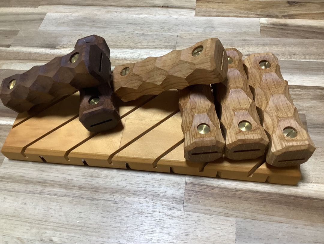 世界の陸亀シェルフコンテナ用名栗加工グリップウォールナットホワイトオーク