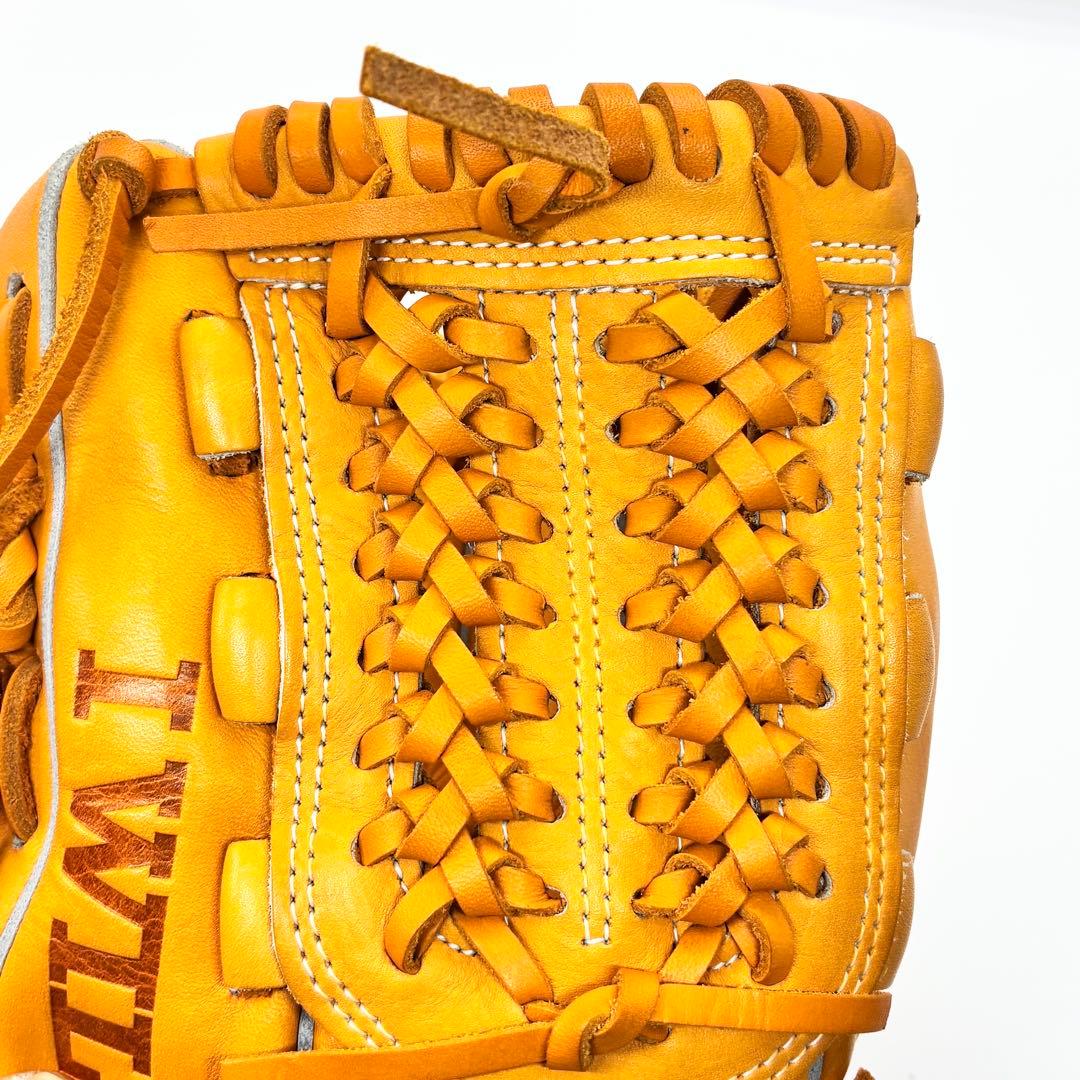 アンダーアーマー グローブ ジュニア オールラウンド用 左投げ QBB0259