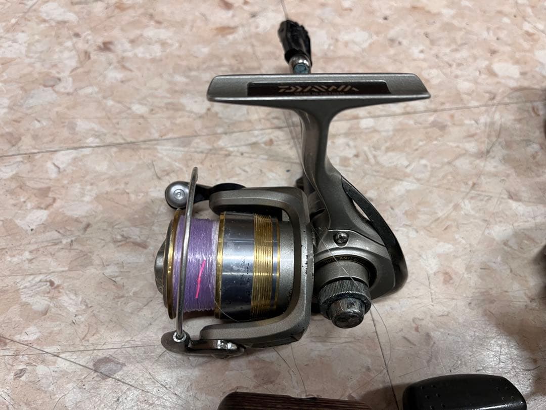 15個ジャンクリール　SHIMANO DAIWA などまとめ売り