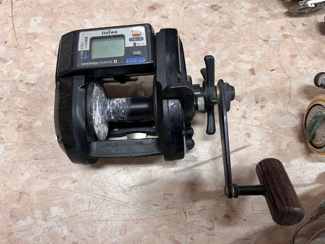 15個ジャンクリール　SHIMANO DAIWA などまとめ売り