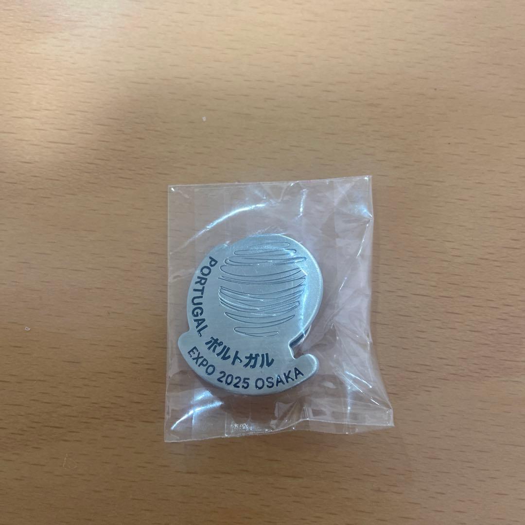 大阪関西万博　ポルトガル　スタッフ　ピンバッジ