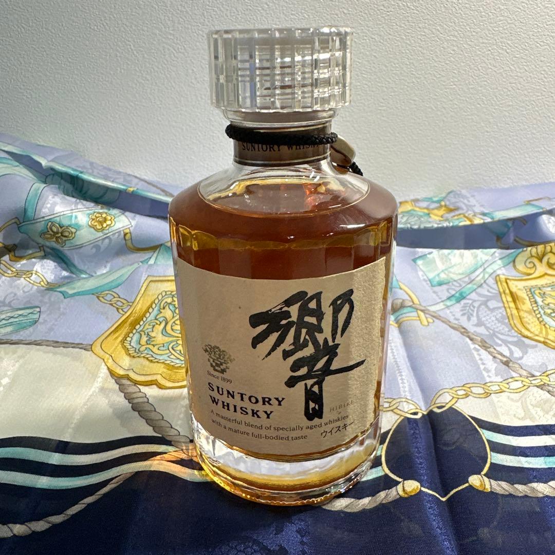 サントリー　響ウィスキー旧ラベル　裏ゴールド　未開封