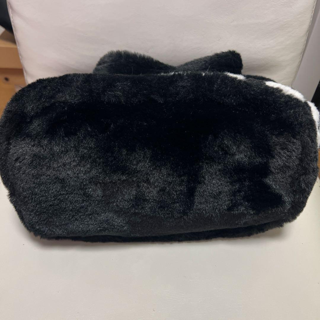 マスターバニー 黒ファーバッグ