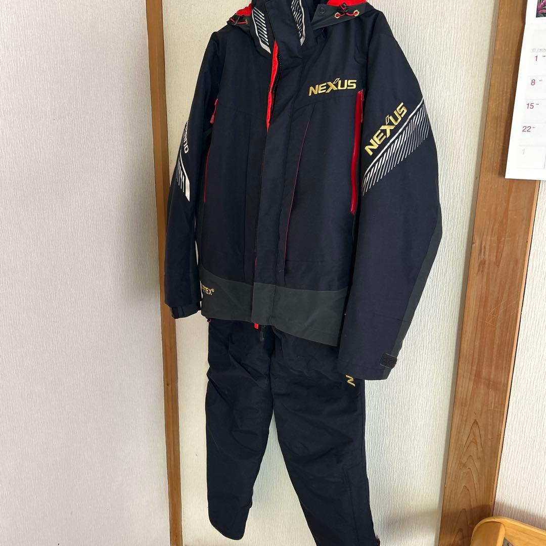 シマノ　NEXUS GORE-TEX防寒着　上下セット