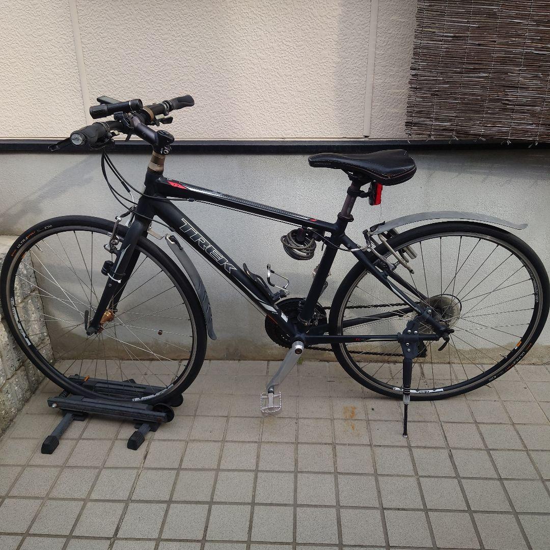 e*m様 TREK　FX7.2 クロスバイク ブラック オプション装備多数　現状