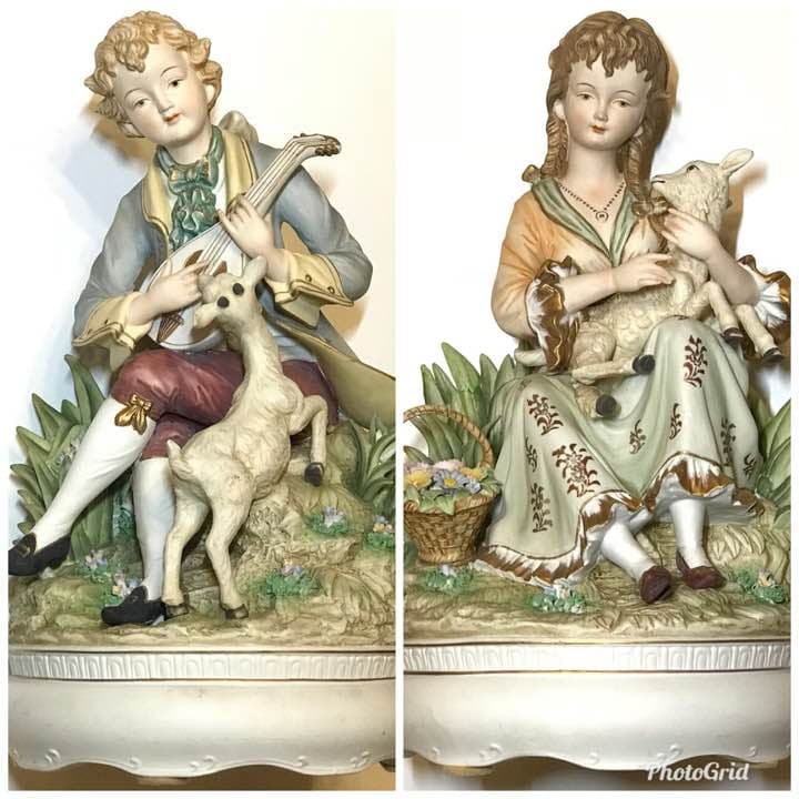 マンドリン弾き少年、羊抱き少女