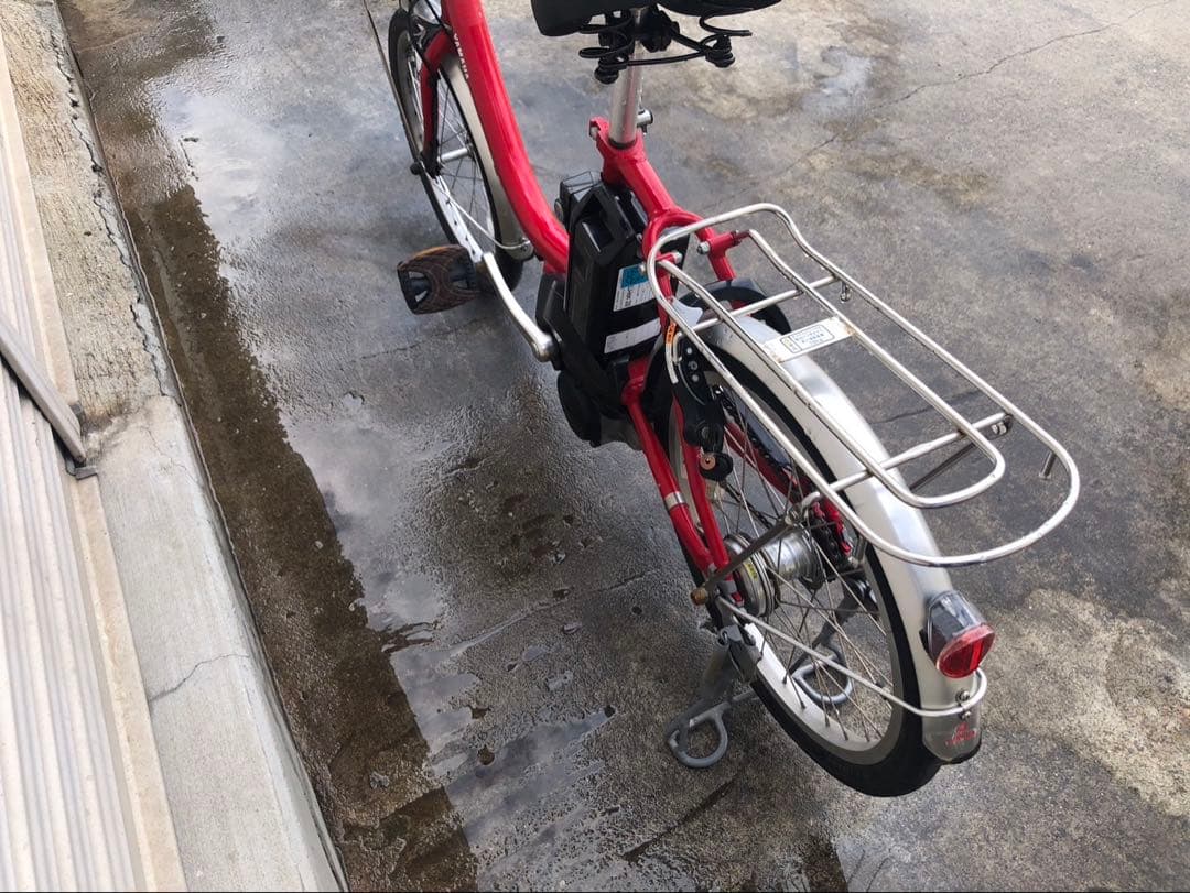 ヤマハ最新機種電動アシスト自転車pas sion20インチレッドアルミボディー