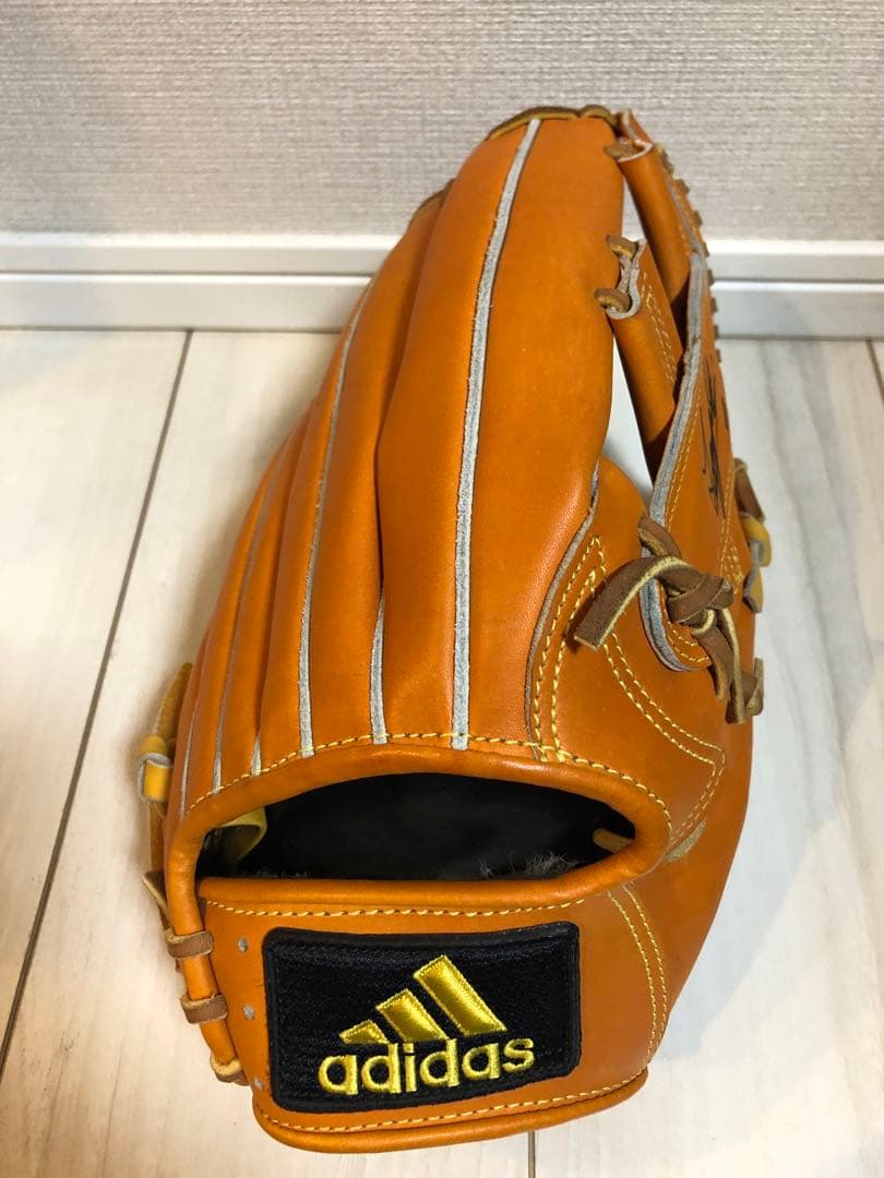 adidas Professional グローブ オレンジ 西岡剛サイン入り