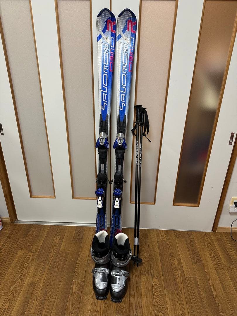 3セットSALOMON スキー板 162 cm、ブーツ27.5 ストック付