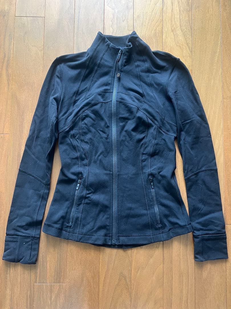 lululemon ブラックハイネックヨガウェア