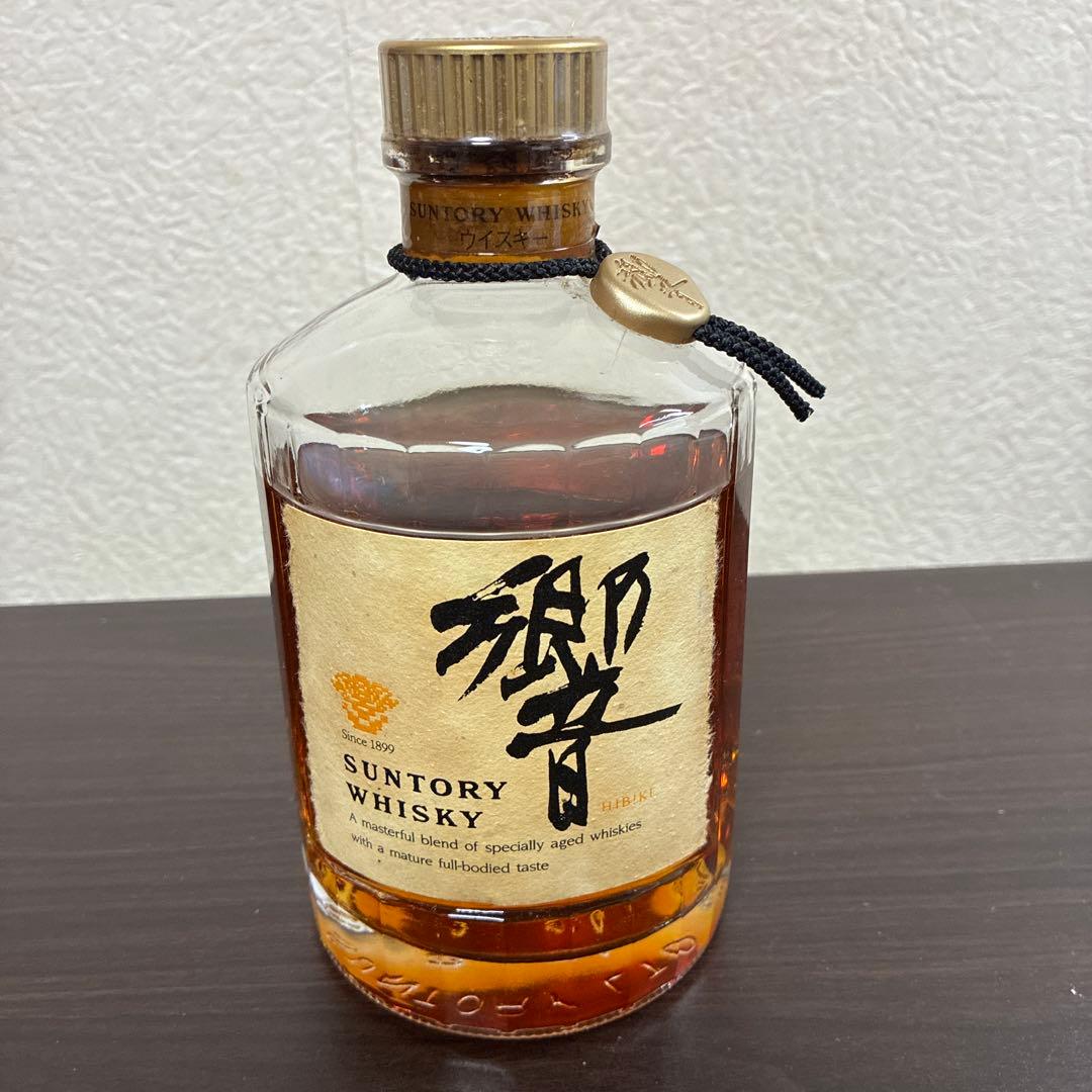 酒　未開封　サントリー 響 金キャップ 裏ゴールドラベル 750ml