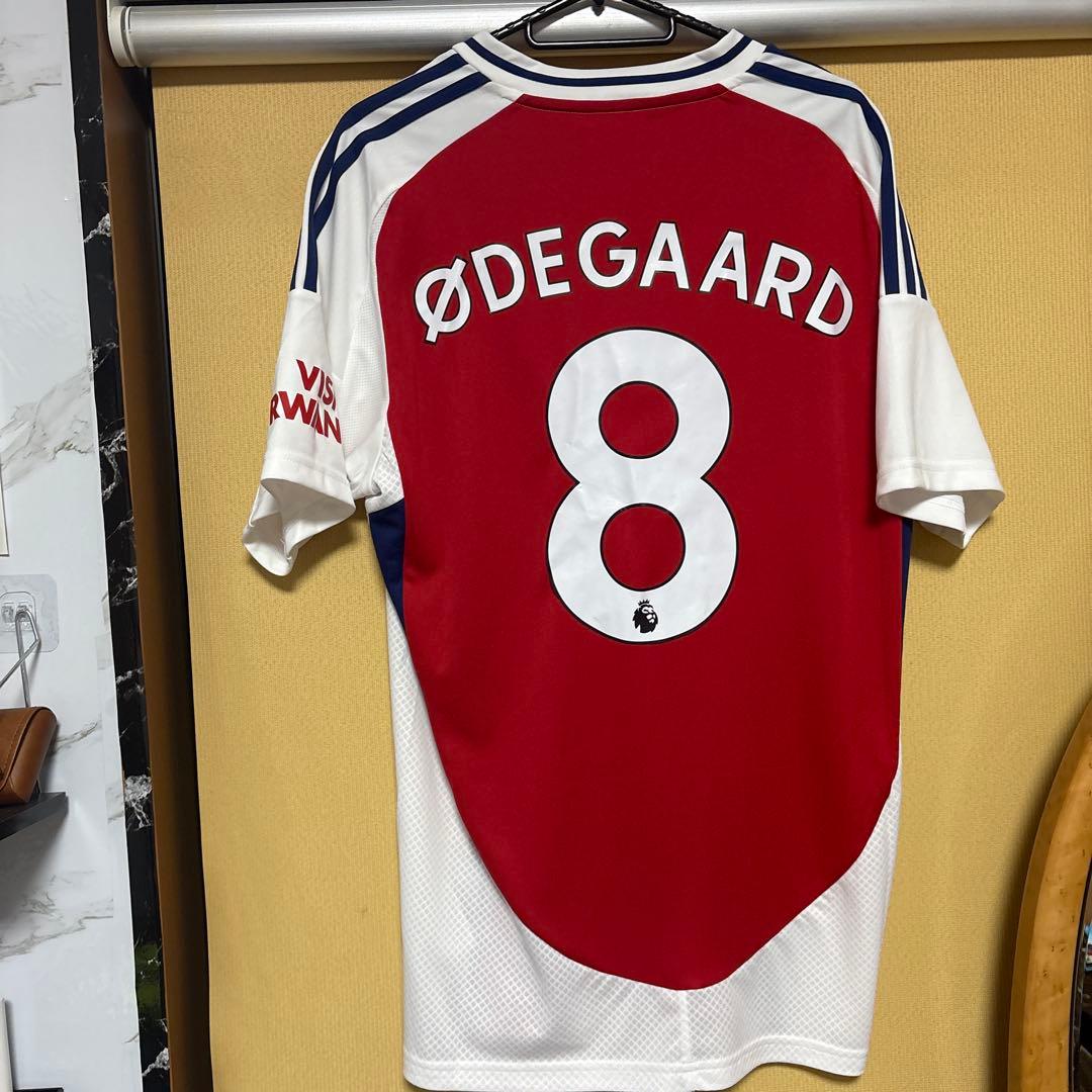 ウーデゴールアーセナル公式ユニフォーム