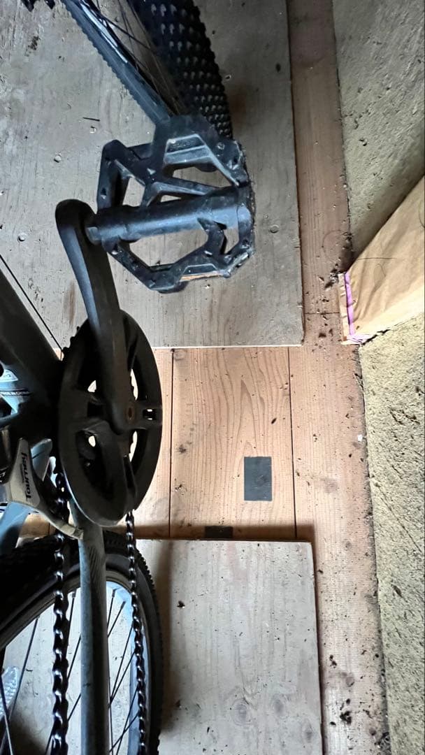 GIANT ジュニアスポーツバイク 24インチ グレー