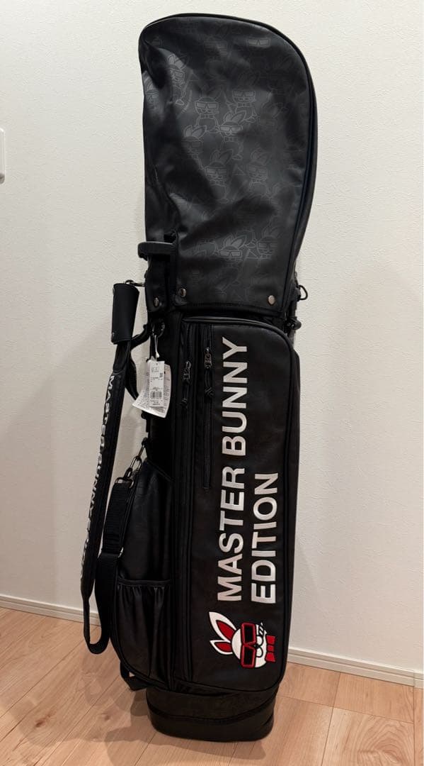 マスターバニーbyパーリーゲイツ ”ちょい悪うさぎ”総柄スタンドキャディバッグ