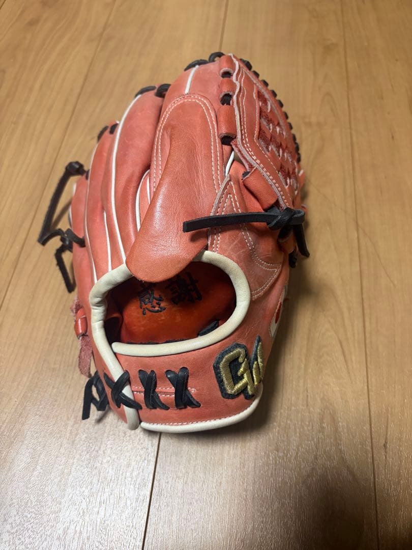 グラブワークス　投手用グラブ