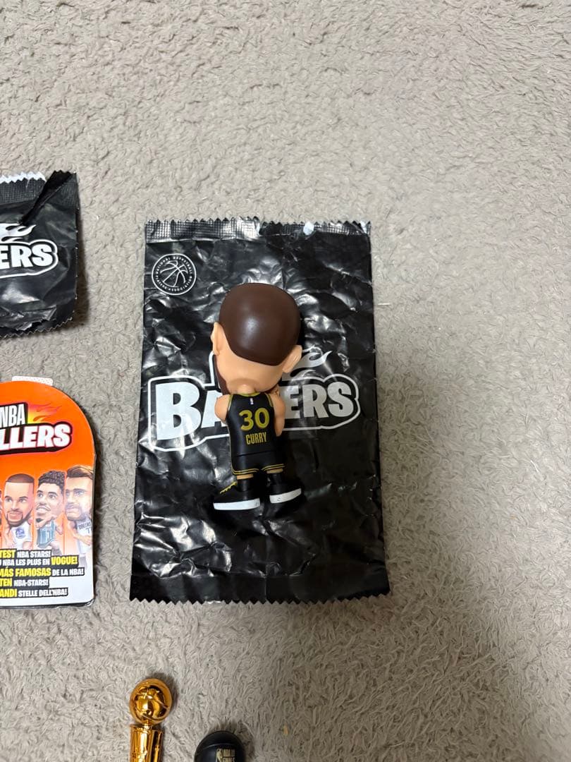 NBA BALLERS SERIES ステフィンカリー　ヤニスアデトクンボ