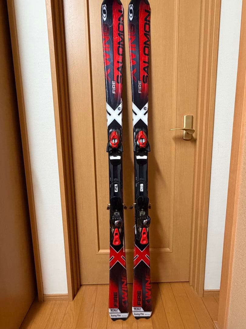 SALOMON FIRE X-WING スキー 板. 162cm