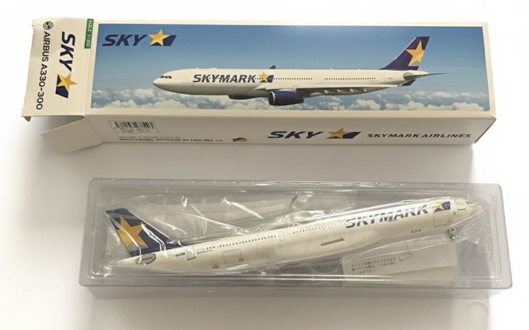 【美品　絶版品】SKYMARK A330-300 モデルプレーン　スカイマーク