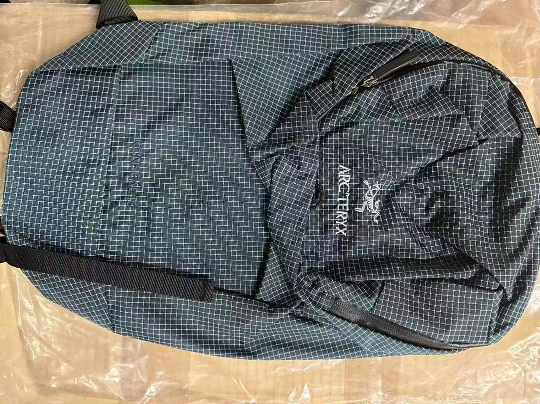 新型 ARC’TERYX マンティス26L バッグパック リュック アウトドア
