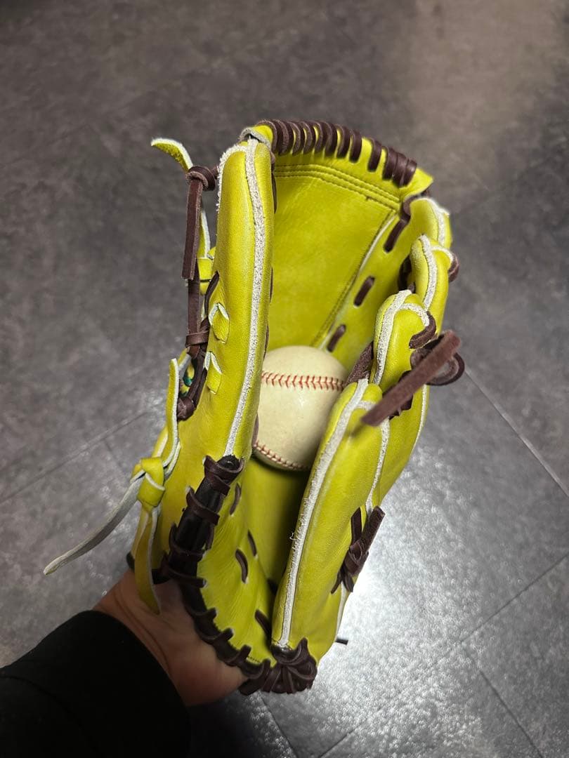DKIII 硬式投手用グラブ
