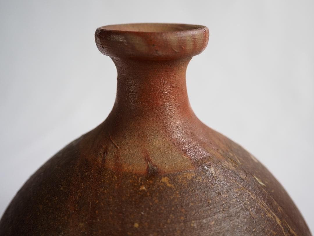 人間国宝【備前焼】伊勢崎淳造『小壺花入』（共箱）