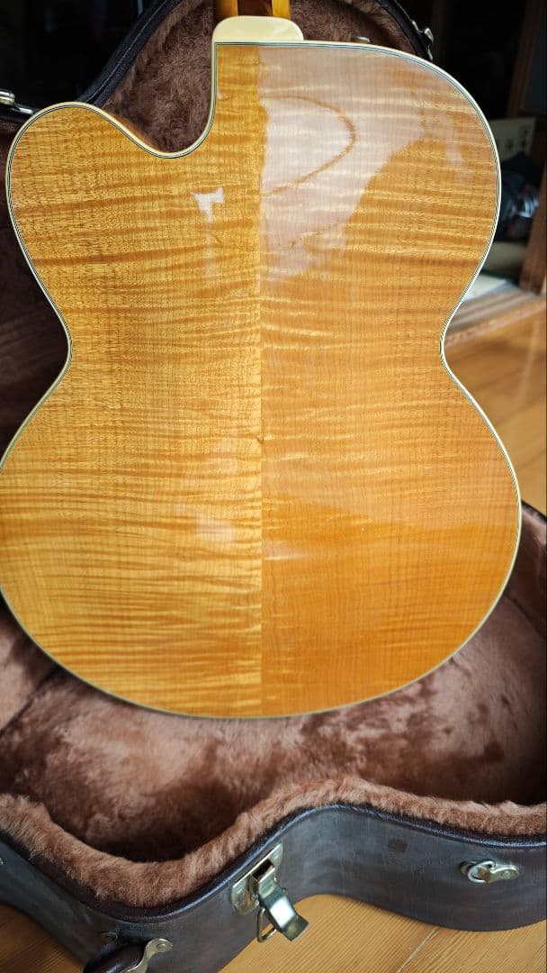 Moon EL5-370LF ムーンフルアコ