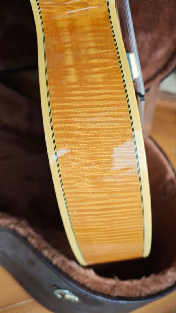 Moon EL5-370LF ムーンフルアコ