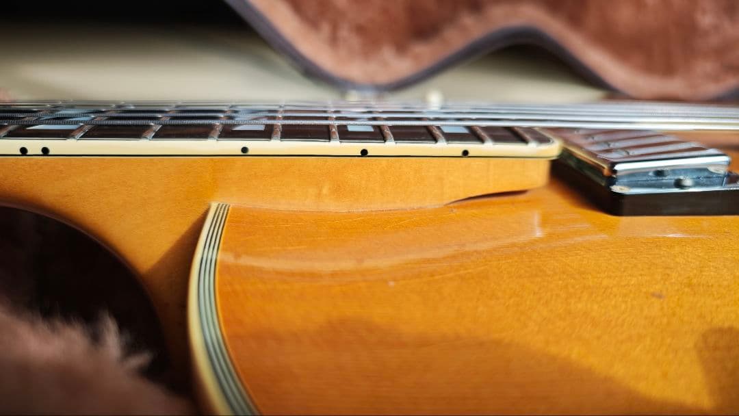 Moon EL5-370LF ムーンフルアコ