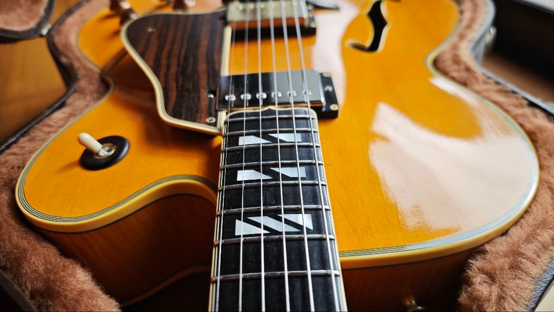 Moon EL5-370LF ムーンフルアコ