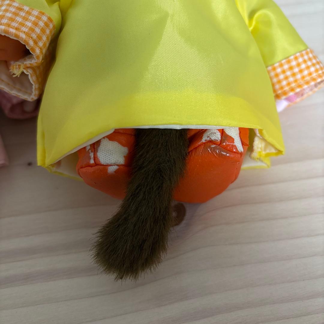 希少　雨の日のカッパを着たモンチッチ３点セット