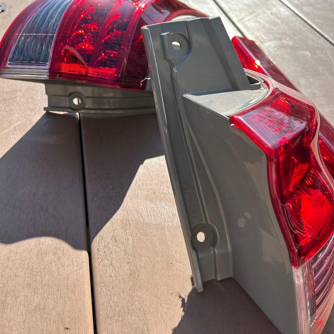 エスティマ　50系　中期 純正テールライト5点セット　美品